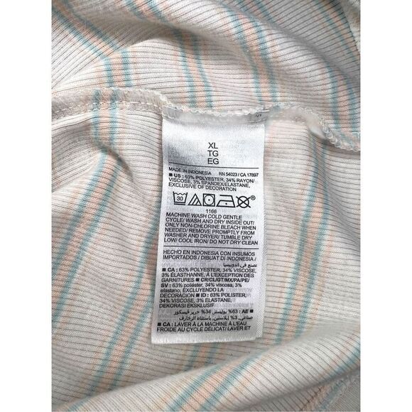 Old Navy Women’s XL Pajama Set Tank & Fold Over Shorts Striped - Picture 9 of 9